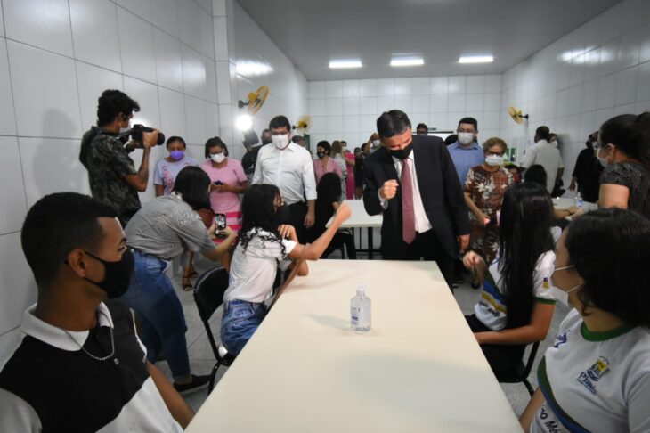  Governador inaugura reforma da Escola São Paulo em Teresina