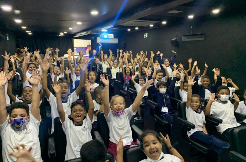  Projeto leva cinema gratuito para as crianças no Parque da Cidadania 