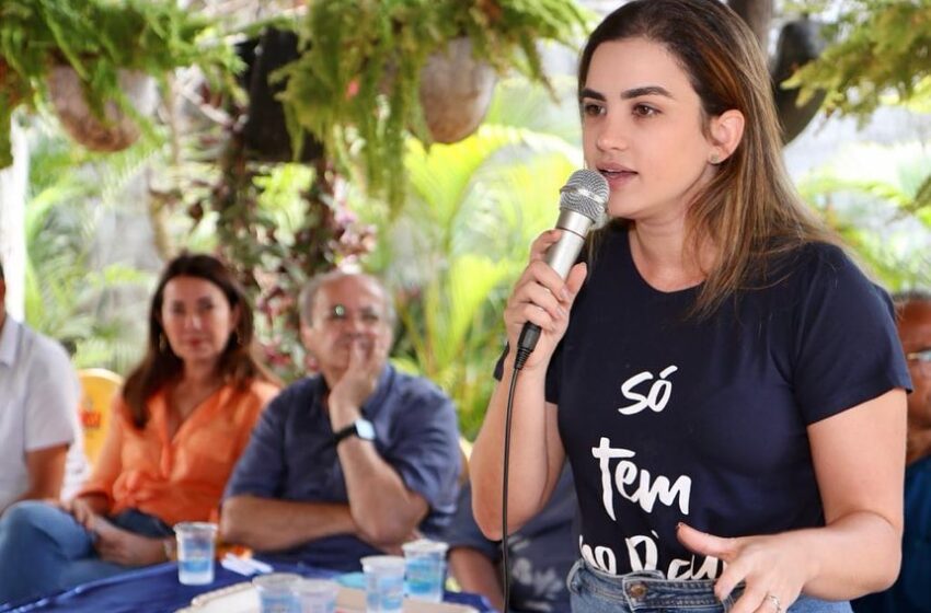  Bárbara Soares critica Prefeitura e pede retomada de obras