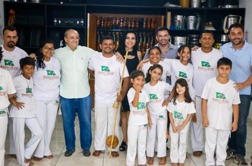  Sílvio Mendes recebe apoio de jovens do Projeto Dona Gal