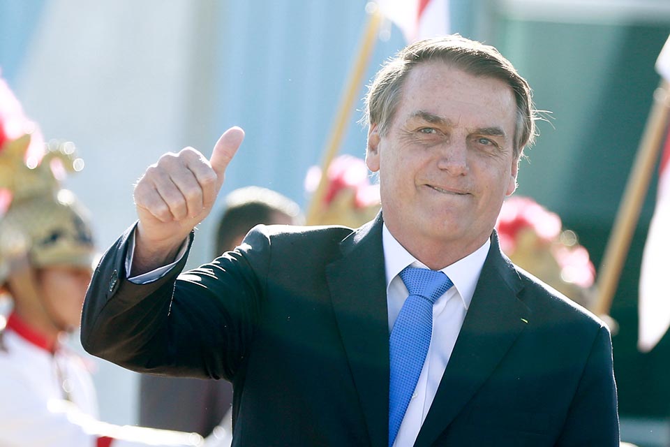 Bolsonaro volta aos 30% de aprovação, mostra XP/Ipespe