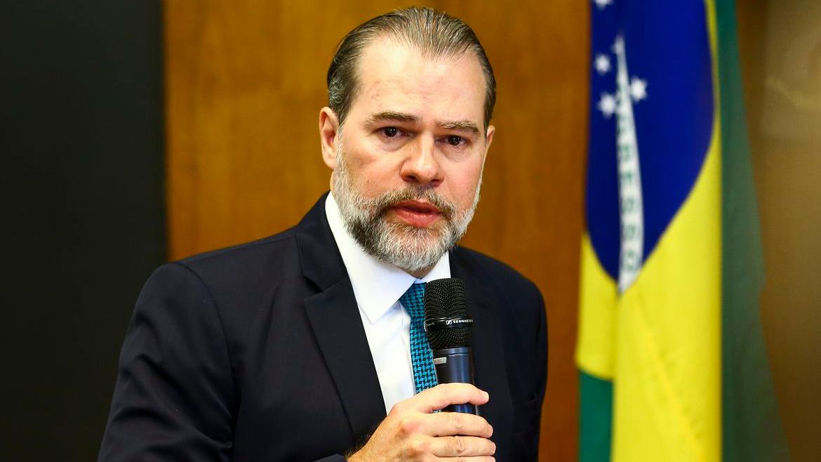 Ministro diz ,Juiz só pode disputar eleição após “quarentena”