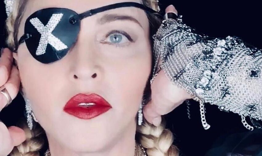  Madonna sofre preconceito por idade