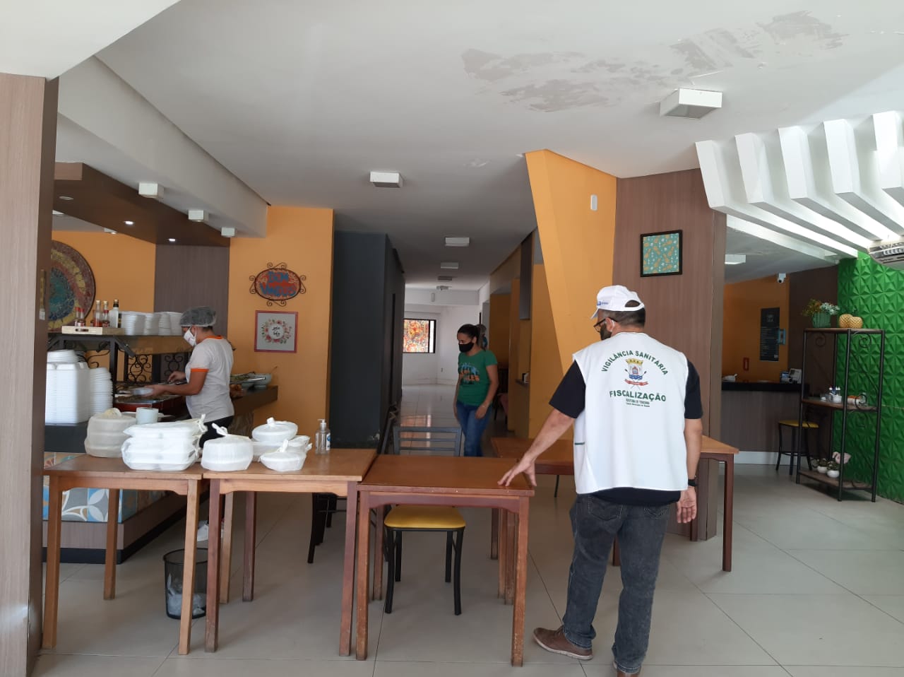 Prefeito contraria decreto do governo e libera funcionamento do comércio sexta-feira(16)