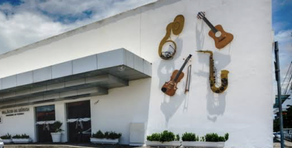  Palácio da Música abre matrícula para curso de violão online