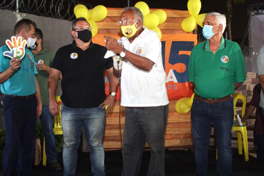 Themistocles Filho e Jeová Alencar acompanham Dr.Pessoa e Robert Rios em carreata