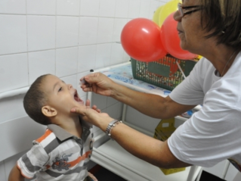 Campanha de vacinação contra a paralisia infantil encerra amanhã (15)