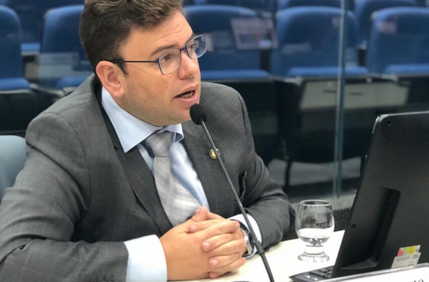  Vereador Aluísio defende ampliação da cobertura de esgoto em Teresina