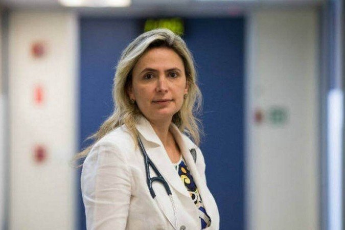  Ludhmila Hajjar é cotada para assumir o Ministério da Saúde
