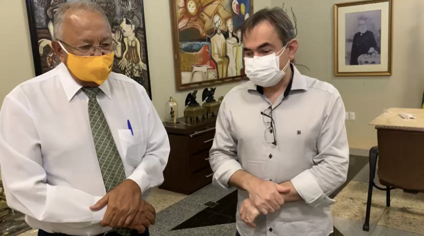  Doutor Pessoa e Osmar Júnior anunciam compra de vacinas da astrazeneca
