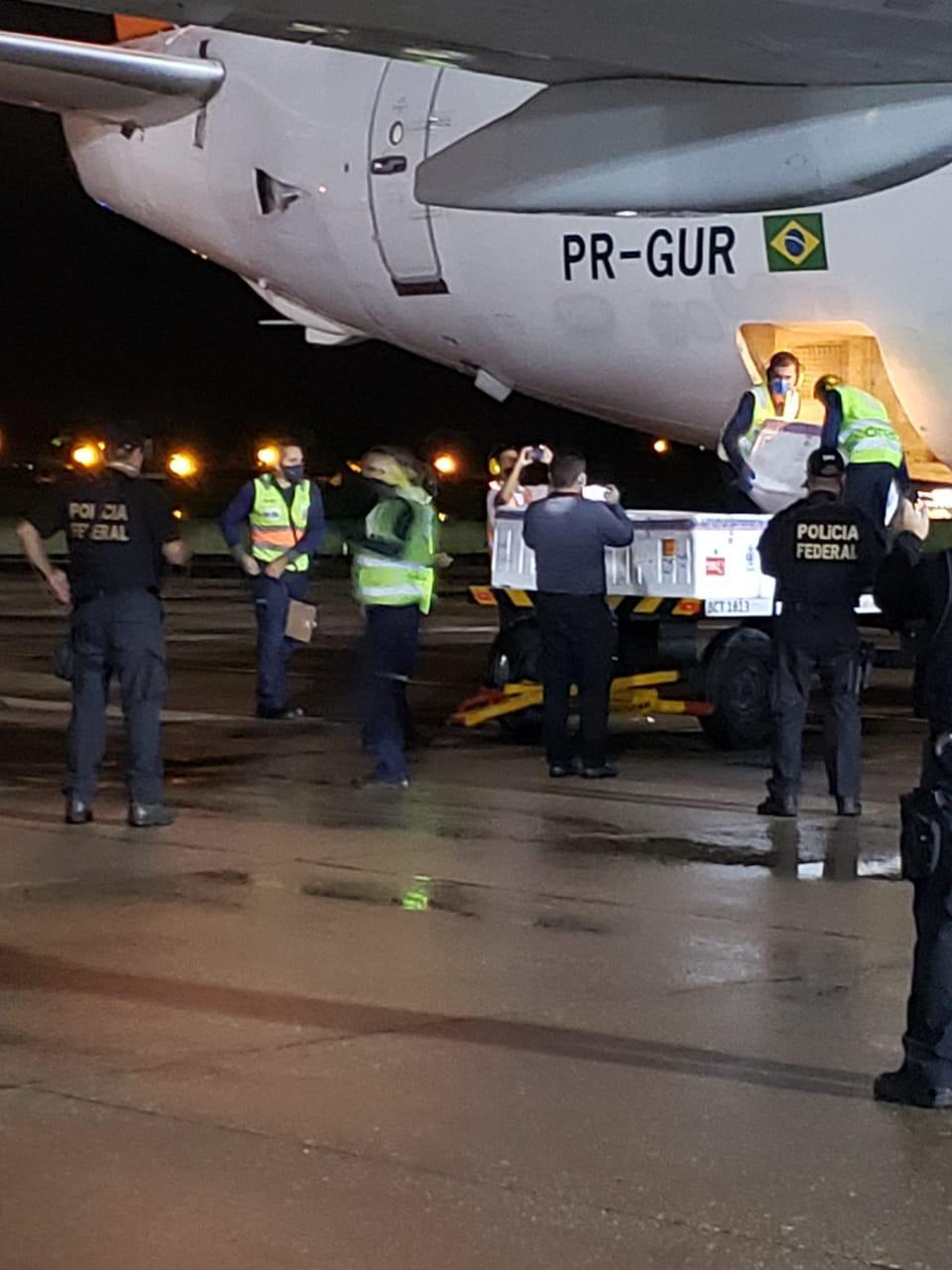 Piauí recebe mais 69.800 doses da vacina contra covid-19