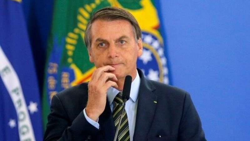  Bolsonaro afirma que auxílio irá variar “de 150 a 300 e poucos reais”
