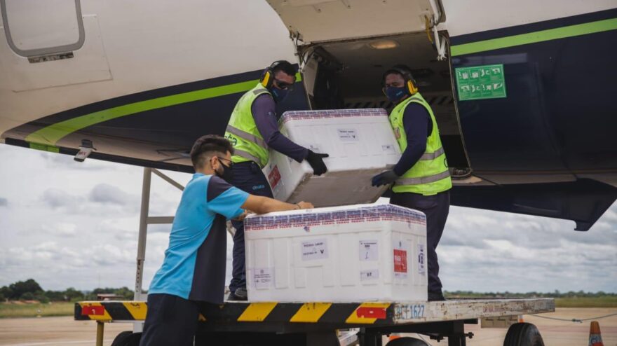 Piauí recebe mais de 50 mil doses de vacinas nesta sexta-feira (18)