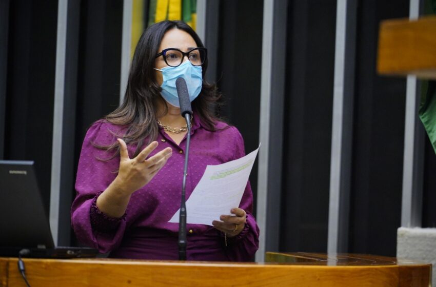  Deputada Rejane Dias destina um milhão para salas de educação especial