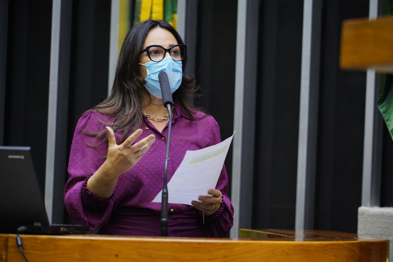 Deputada Rejane Dias destina um milhão para salas de educação especial