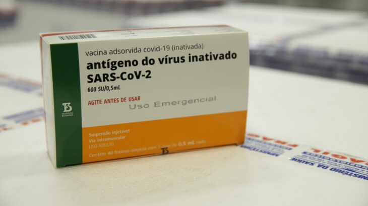  Estado distribuiu mais de 590 mil doses de vacina contra Covid-19 para os municípios