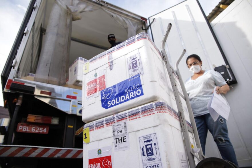 Piauí recebe 18º lote de vacinas contra covid-19 com 100 mil doses