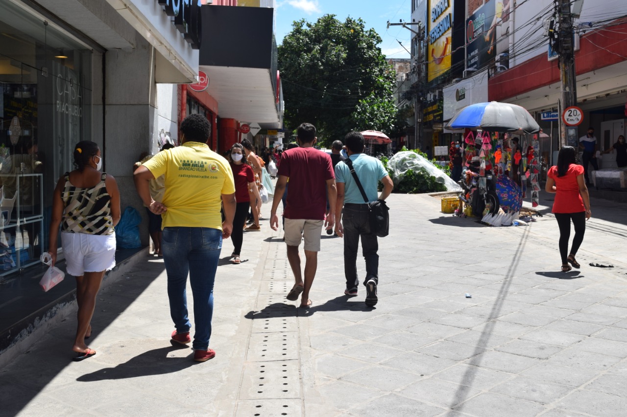 Prefeitura publica decreto liberando funcionamento normal do comércio até domingo (23)