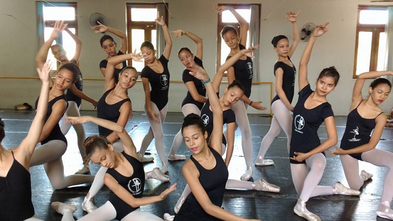  Escola Lenir Argento inicia matrículas para ensino remoto de dança