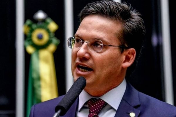  Ministro da cidadania vem ao Piauí entregar 31 veículos