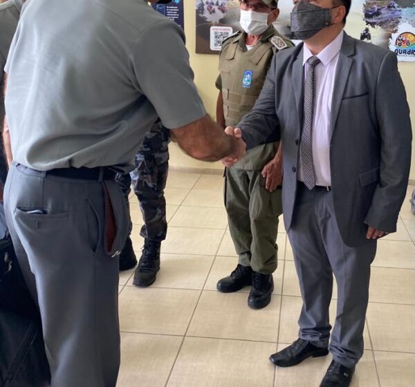  Vereador Edcarlos recepciona o Comandante do 4º Distrito Naval na Capitania dos Portos do Piauí