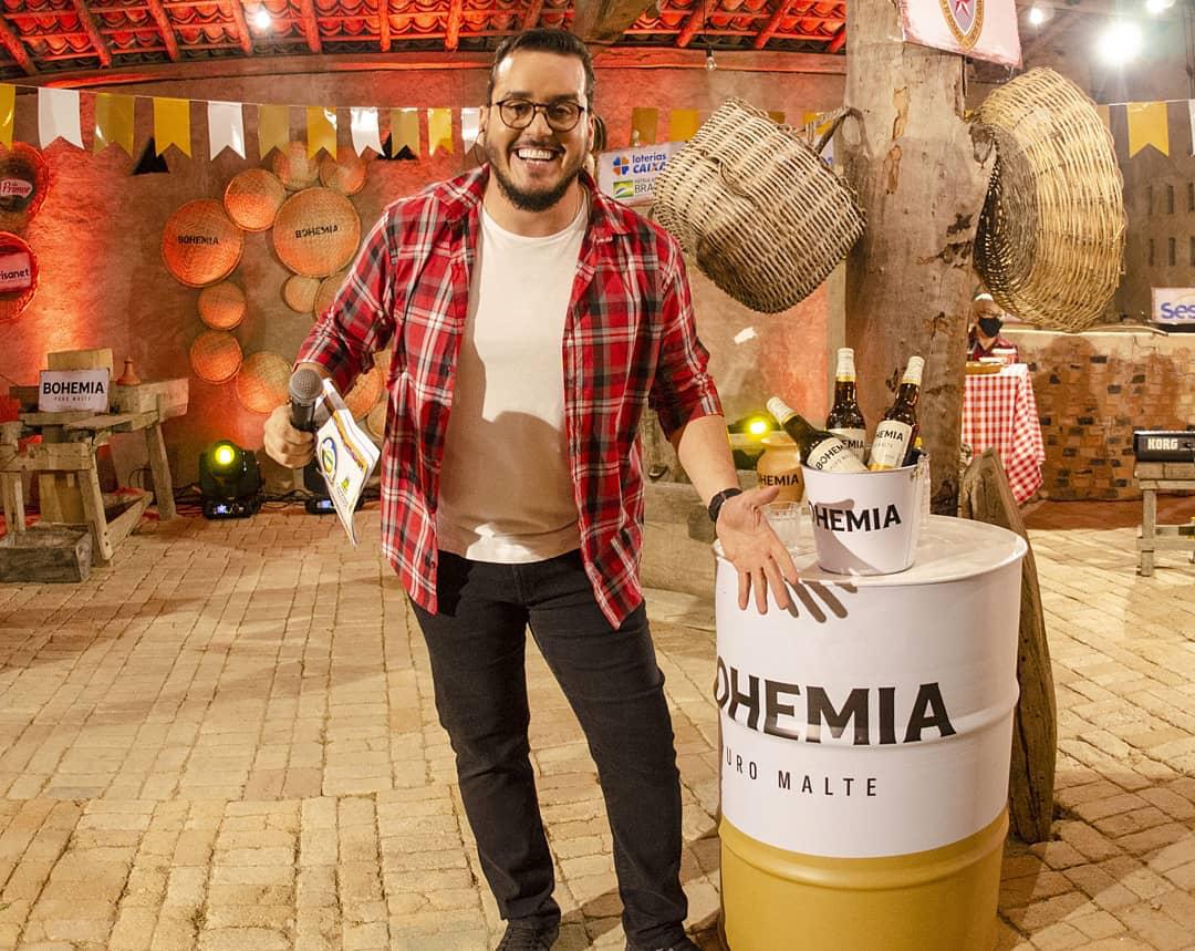 Nesta terça-feira(29) tem live de São João com Cavalo de Pau e Padre Nilson