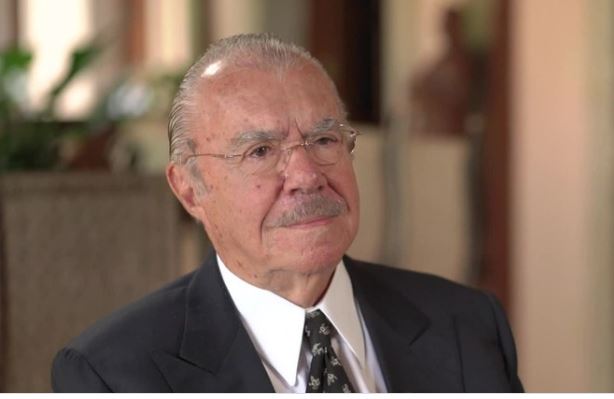  Ex-presidente José Sarney é internado em hospital de Brasília