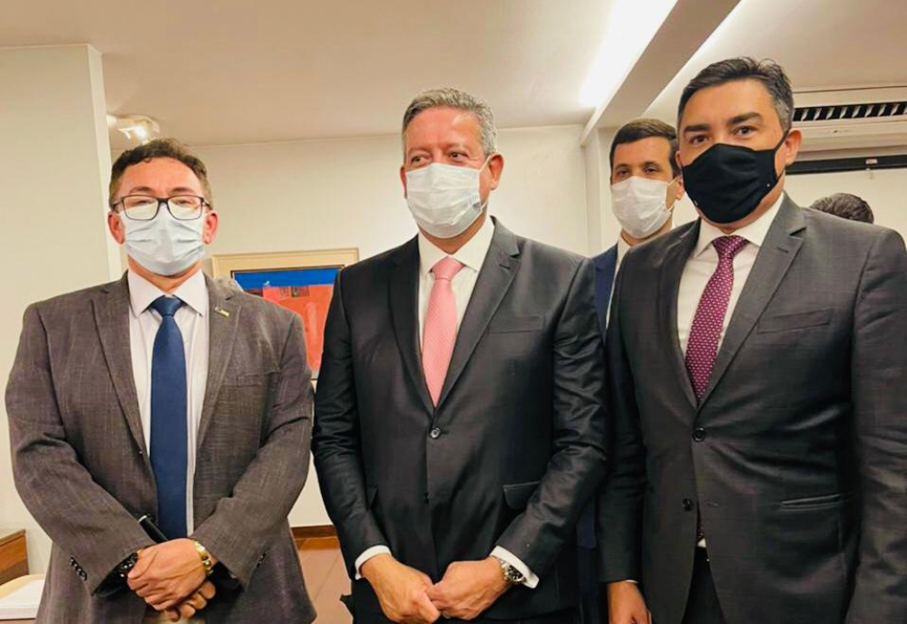 Paulo César participa da entrega da pauta da CNM ao Presidente da Câmara
