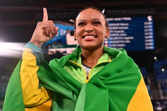  Rebeca Andrade será porta-bandeira do Brasil no encerramento das Olimpíadas
