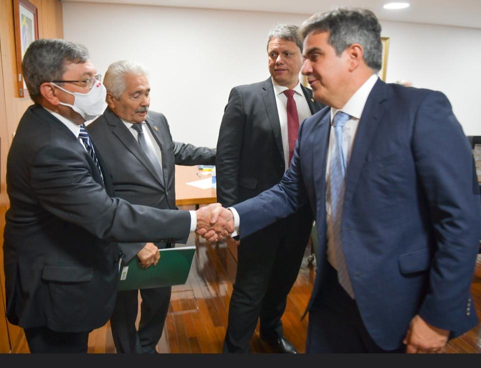 Senador Elmano anuncia federalização da rodovia dos cerrados