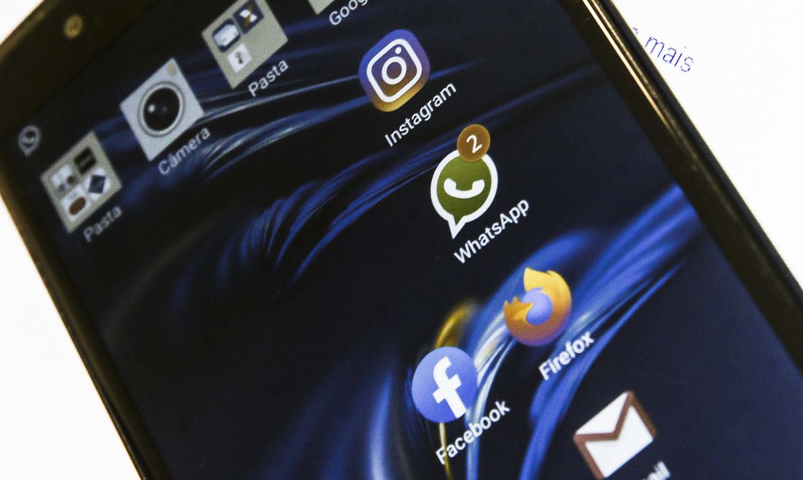 STJ: vazar conversas de WhatsApp gera dever de indenizar