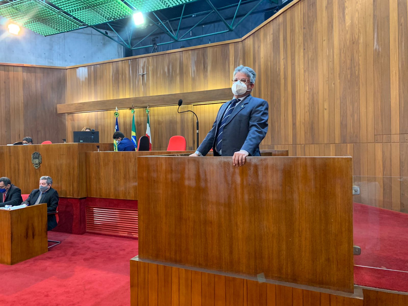 Deputado Gustavo Neiva denuncia secretários de Saúde, de Fazenda e prefeito de Floriano