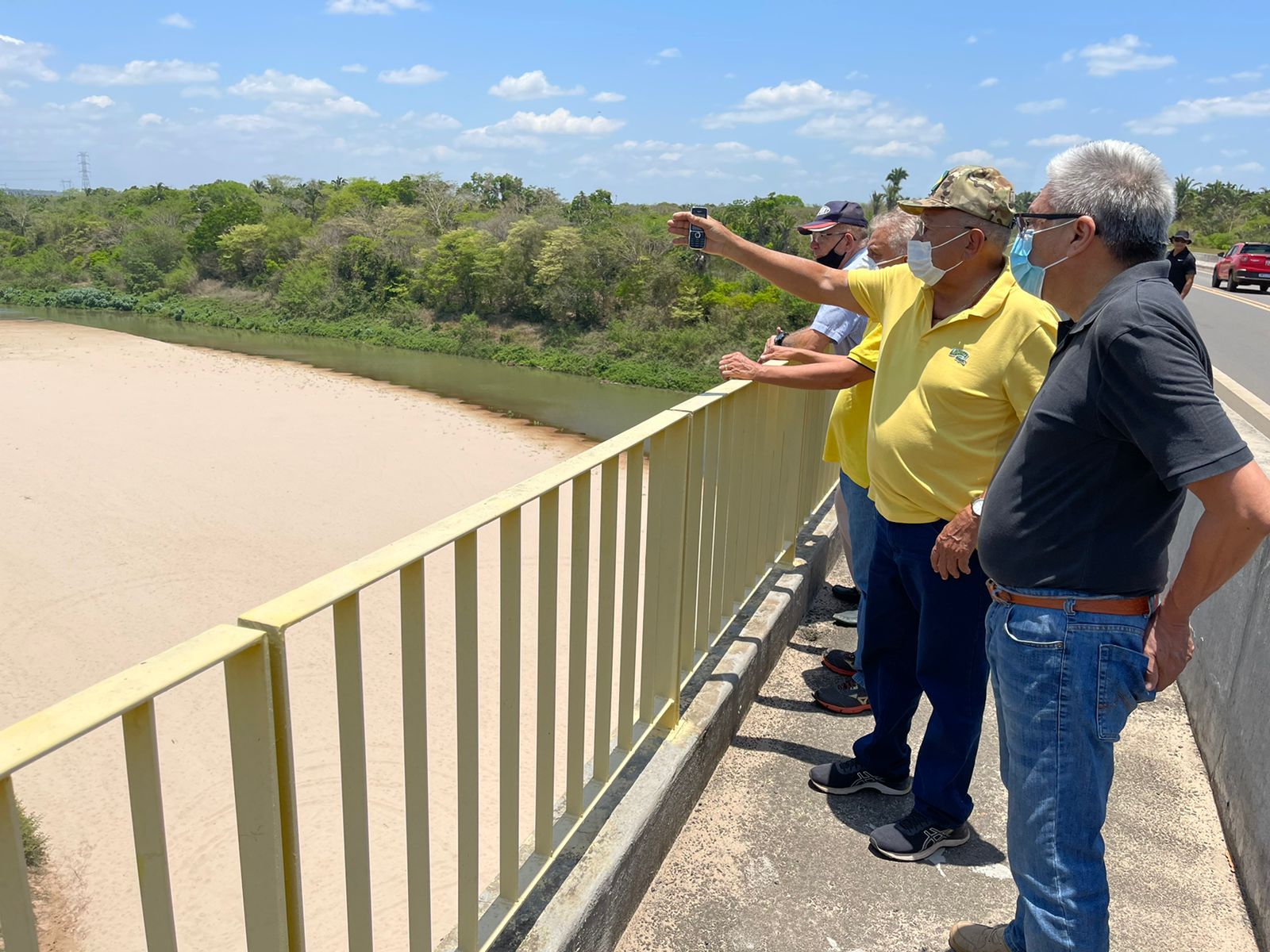 Dr. Pessoa visita canais do rio Poti e defende integração de bacias
