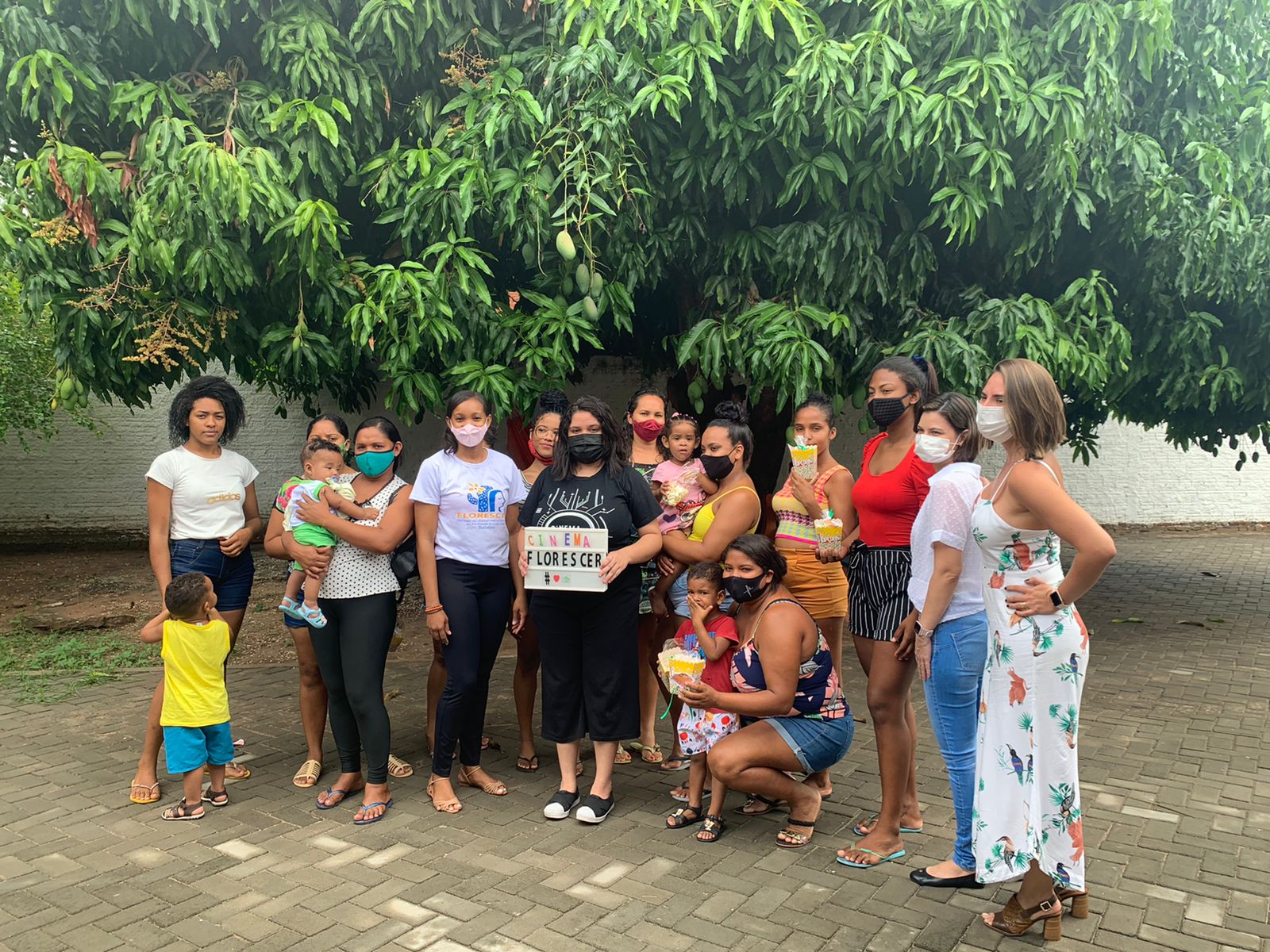 Mulheres atendidas pelo Serviço Florescer participam de projeto nacional de cinema