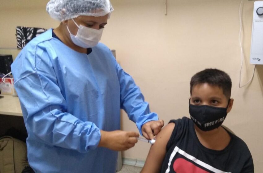  FMS abre novo agendamento para vacinação de adolescente de 12 a 17 anos