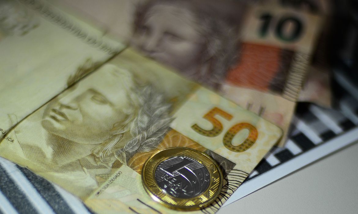 INSS inicia pagamento de segunda parcela do 13º salário a aposentados