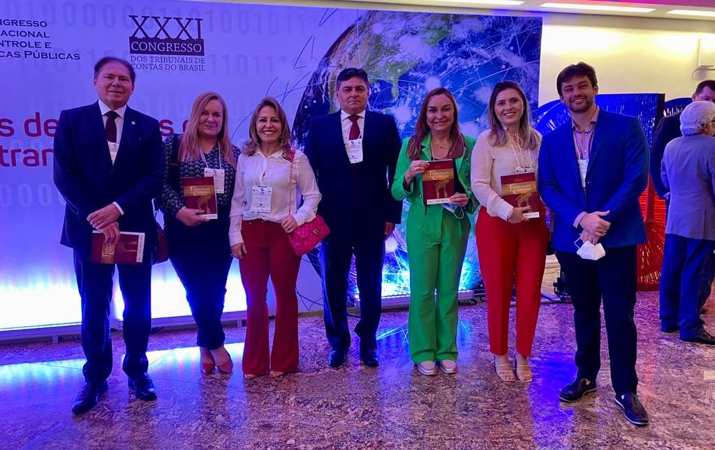 Membros do TCE-PI participam de Congresso Internacional