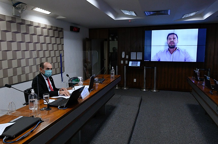 Comissão de Educação do Senado aprova medidas para evitar evasão escolar