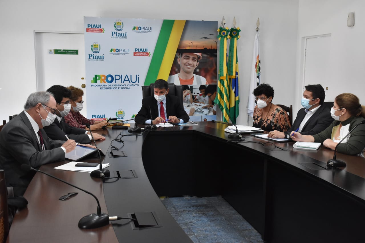 Wellington Dias discute planejamento para 2022 com equipe do Governo