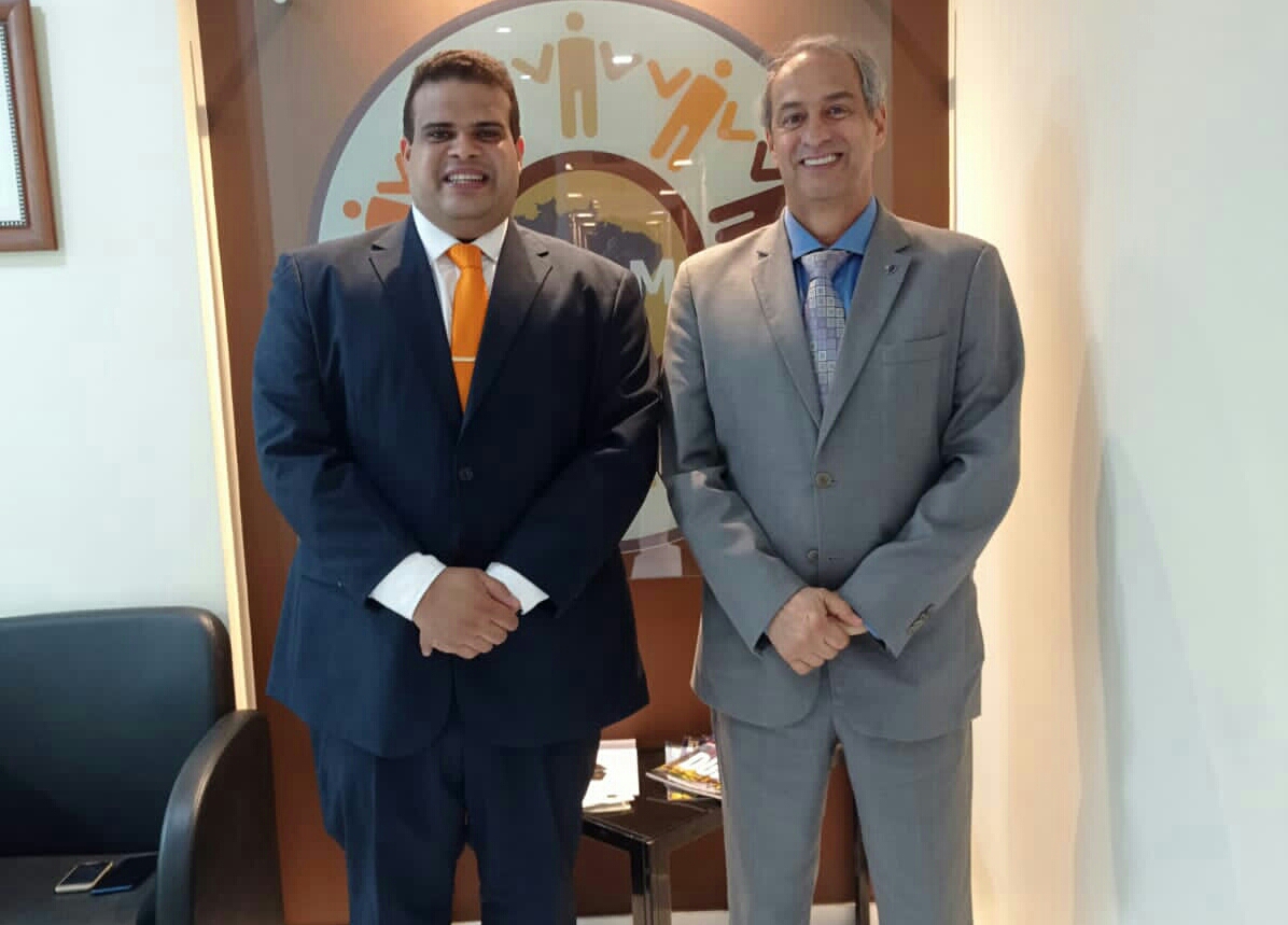 UBAM fecha parceria com instituto legislativo em Brasília