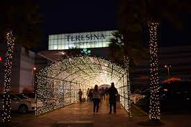 Papai Noel permanece até dia 24 no Teresina Shopping