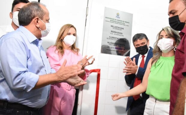  Wellington Dias e Carmelita Castro inauguram leitos de UTI em São Raimundo Nonato