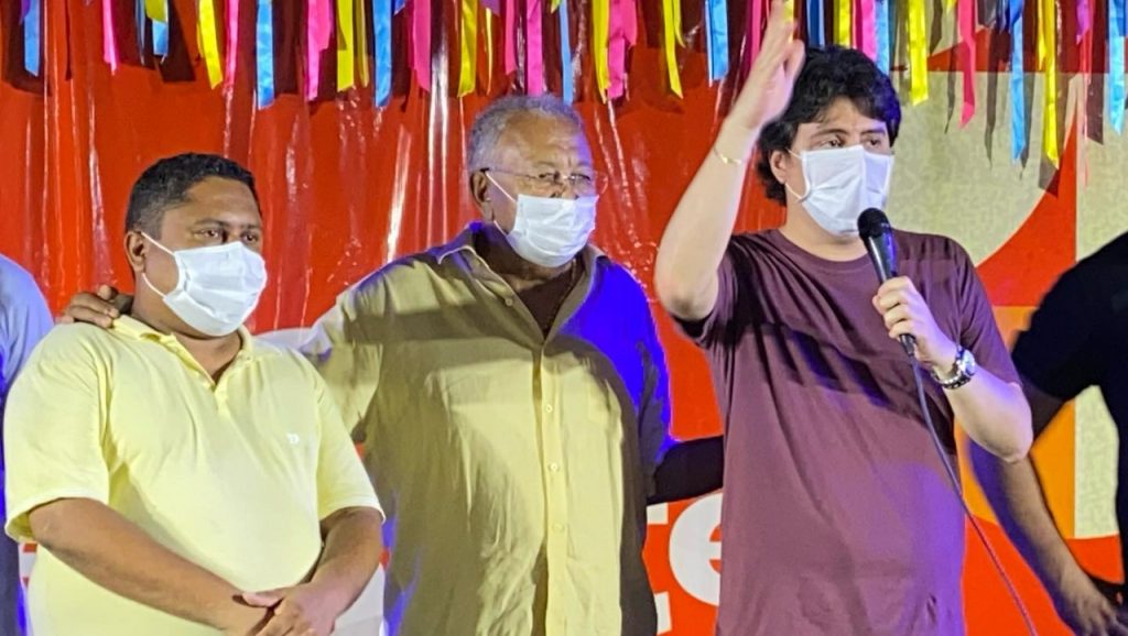 Dr. Pessoa prestigia “Cultura Itinerante” e anuncia construção de praça 