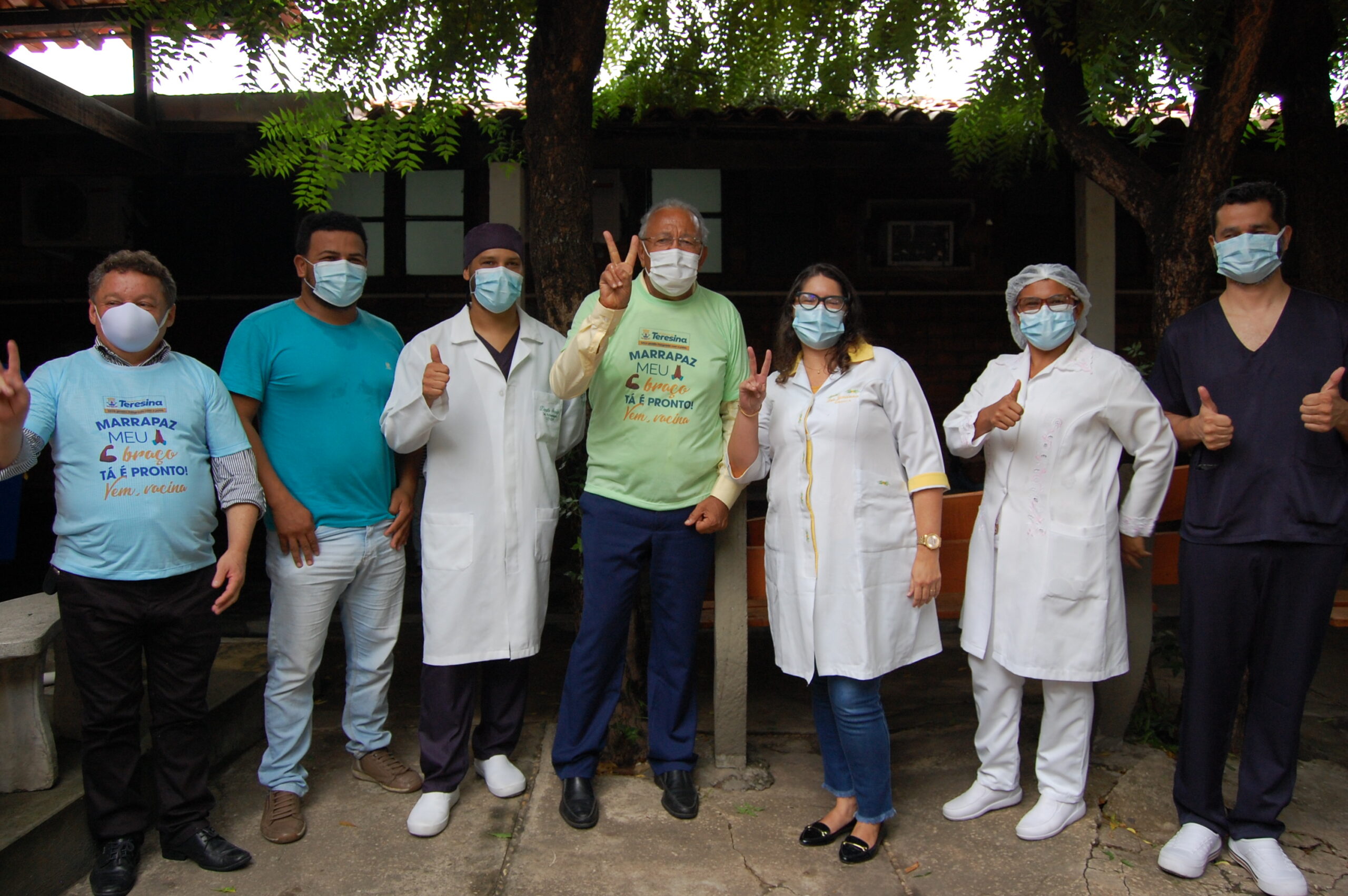 Teresina comemora um ano de vacinação Covid com quase 100% da população imunizada