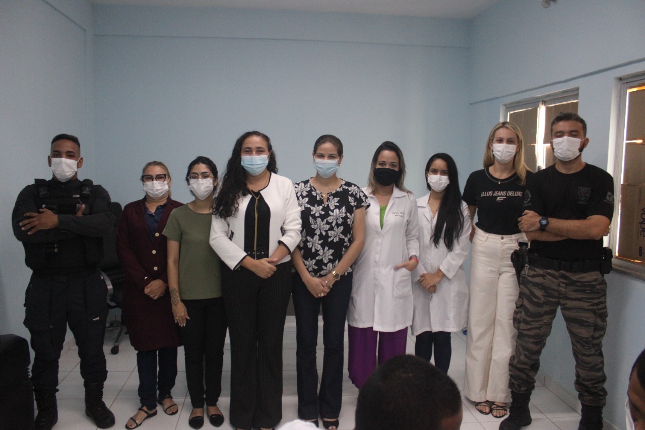 Cida Santiago participa de palestra em alusão ao dia de combate as drogas