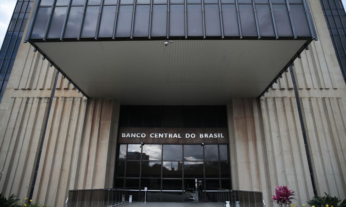 BC libera consulta de dinheiro “esquecido”. Veja passo a passo