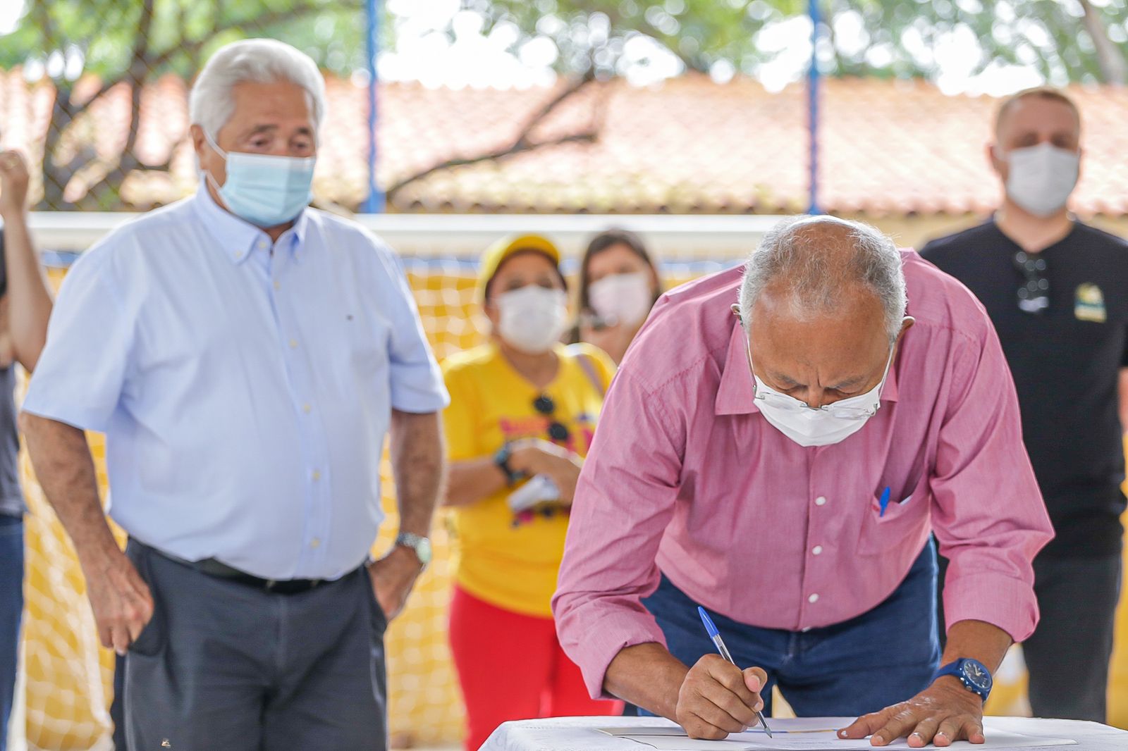 Dr. Pessoa autoriza construção de obras na zona Leste