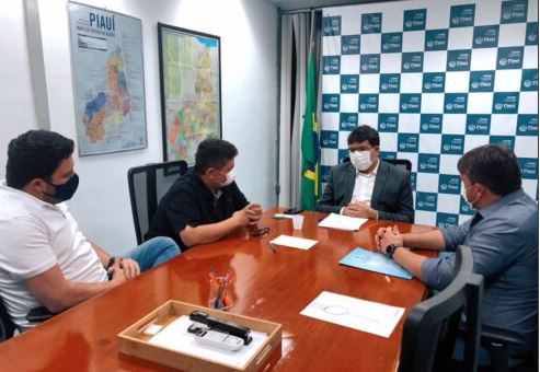  Rafael Fonteles se reúne com Vereador, Deputado e Empresário da região norte