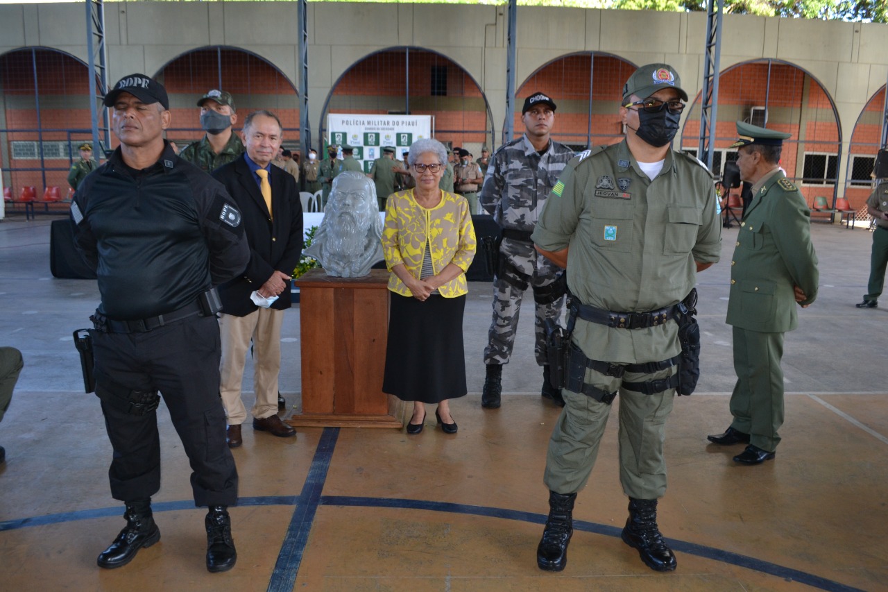 PMPI realiza solenidade alusiva ao Dia de Tiradentes