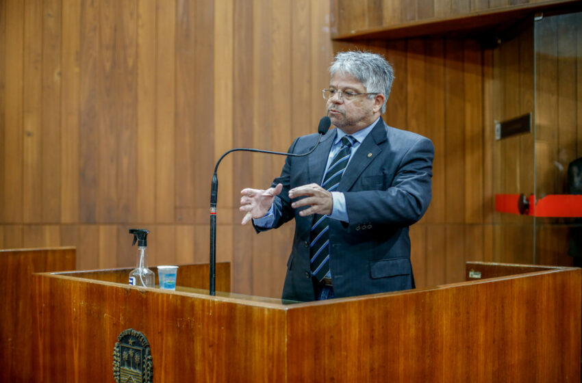  Deputado Gustavo repercute denúncia contra o governo por desvio de recursos